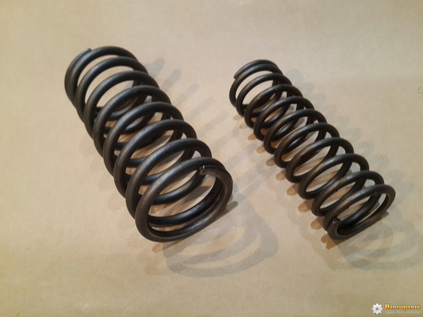 HINO J05E , VH137311610A, SPRING , VALVE, OUTER,  VH137321500A , SPRING, VALVE, INNER