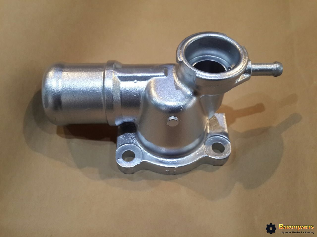 HINO J05E, COVER,THERMOSTAT CASE NEW HOLLAND  E385 ,E215, VH040166104A