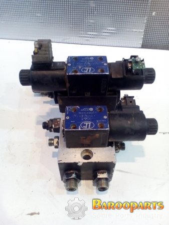 ریچ استاکر  kalmarKalmar DRF450 reachstacker  control valve